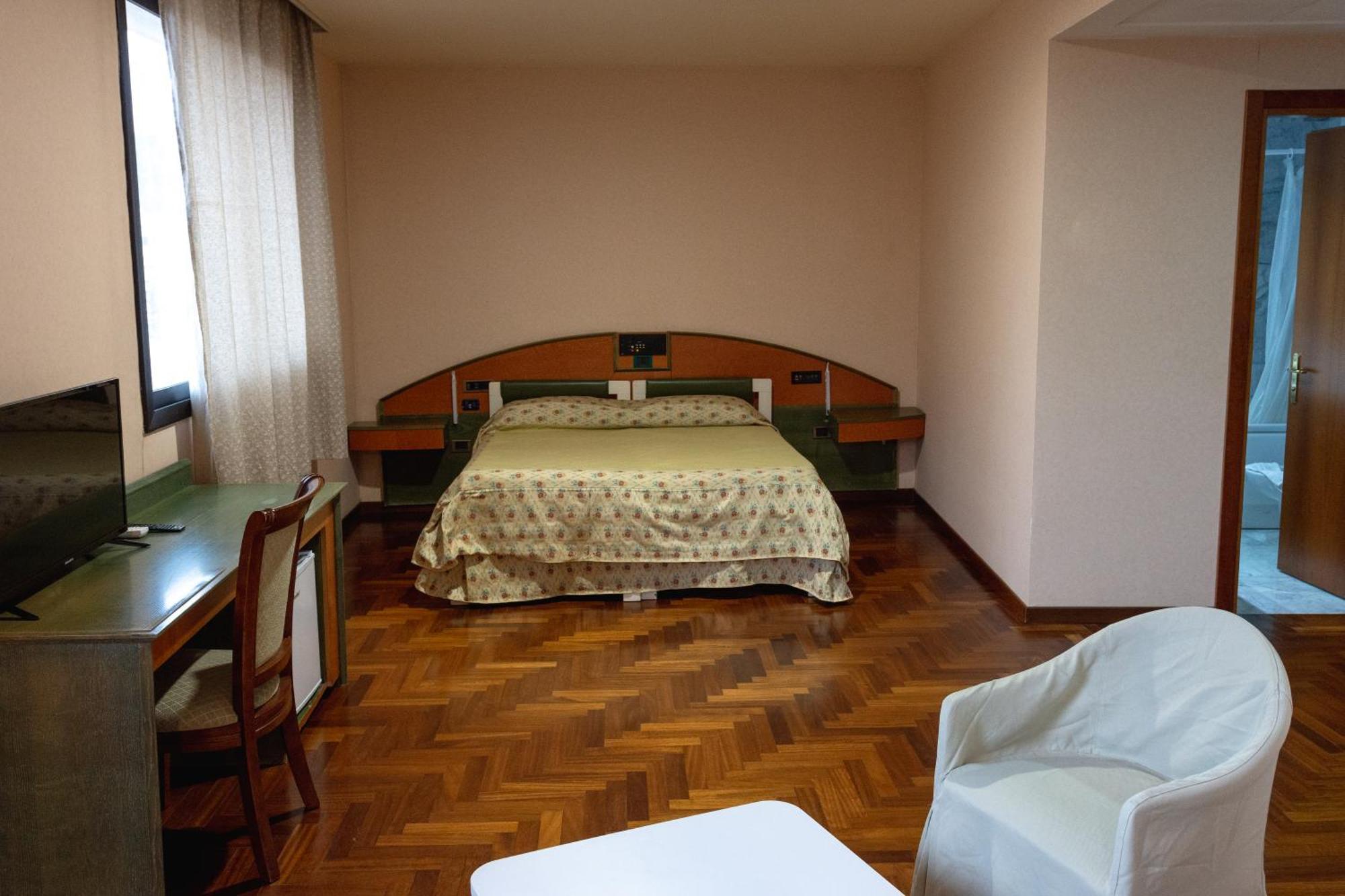 Hotel San Nicola 拉戈内格罗 外观 照片